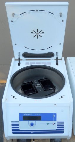 4-15C Benchtop Centrifuge
