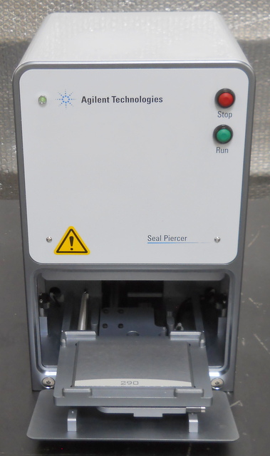 Microplate Seal Piercer