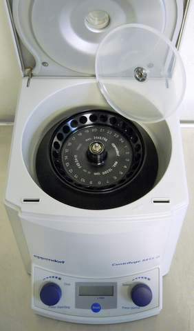 5415D Benchtop Microcentrifuge