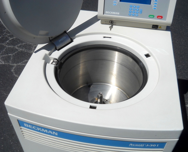 Avanti J-30I Refrigerated Floor Model Ultracentrifuge