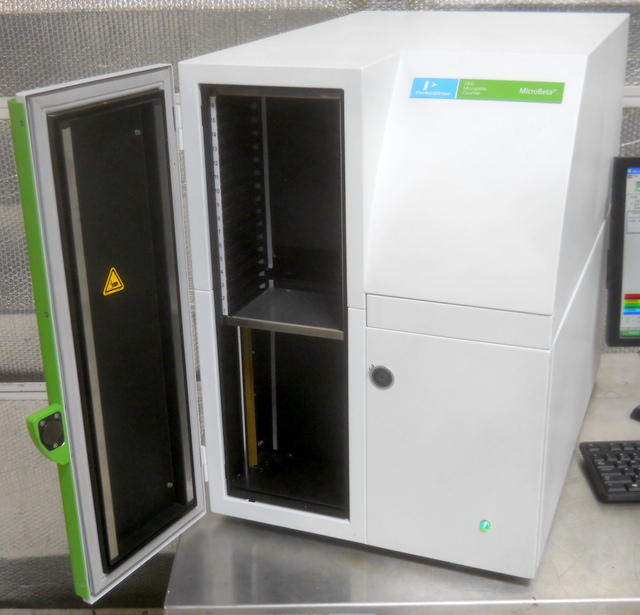 2450 MicroBeta2 Microplate Counter