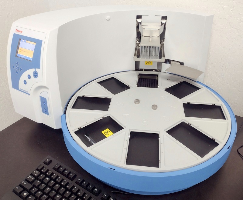Kingfisher Flex Magnetic Particle Processor with 96-Deep Well Magnet